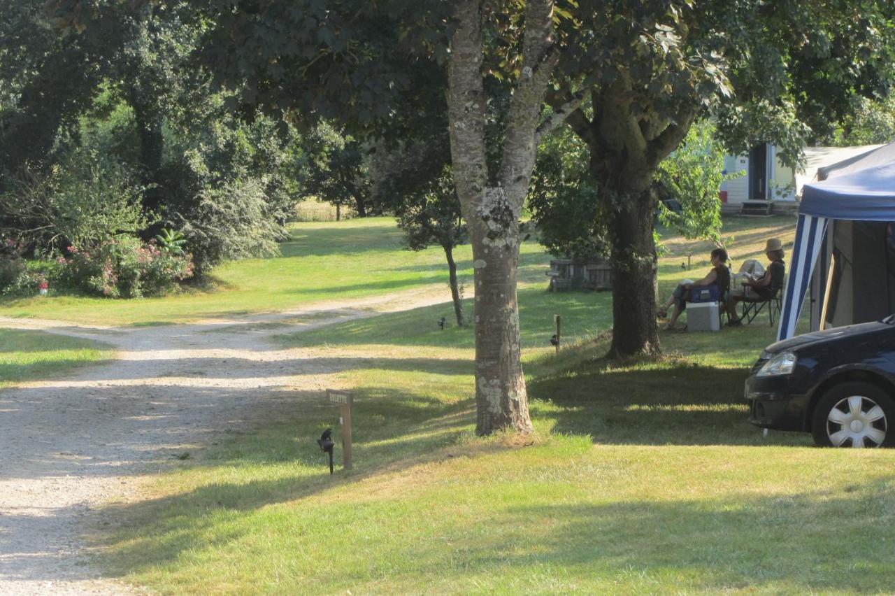 Camping La Bergerie Hotel La Chapelle-Achard Exterior photo